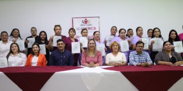 Fortalecen la educación infantil con capacitación a personal del CAI de Loreto