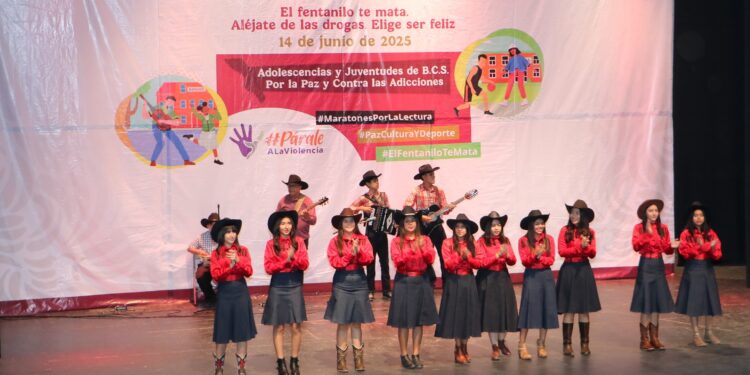 Asisten más de mil estudiantes a Jornada por la Paz y contra las Adicciones