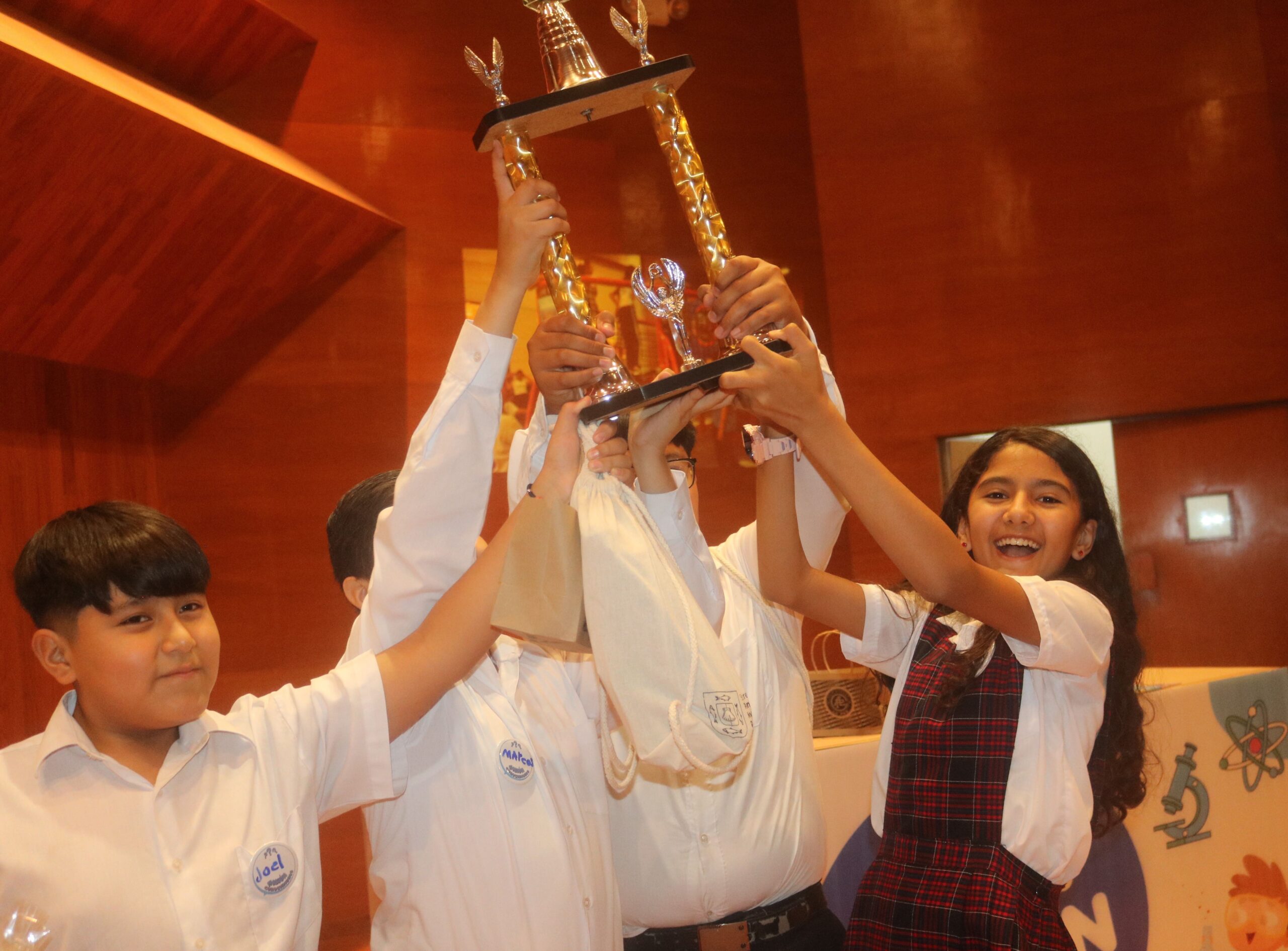 Gana primaria “Valentín Gómez Farías” de Comondú, concurso de conocimiento