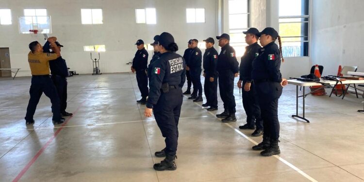 Capacitan a mandos operativos en temas de custodia penitenciaria
