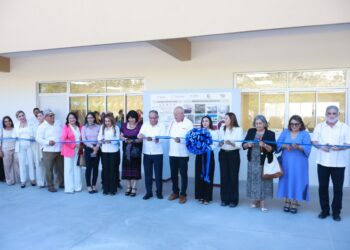 Entrega Víctor Castro nuevas instalaciones del Centro Universitario de las Artes en la UABCS