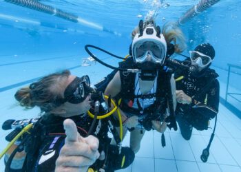 Realizan con éxito la segunda jornada de buceo inclusivo