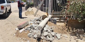 Inspectores de vía pública supervisan predios obstruidos en la ciudad de La Paz