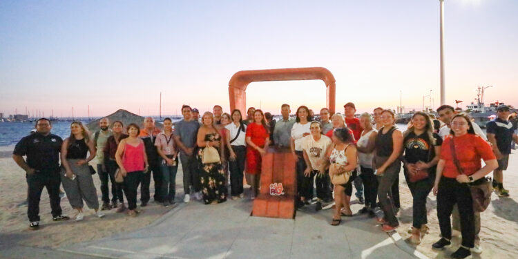 Inaugura Milena Quiroga primer bebedero de Agua Bienestar en el malecón de La Paz