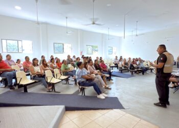 Compromisos con la Educación: Entrega de medios de pago a Comités Escolares en la Zona Norte