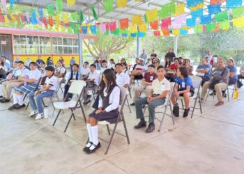 El Gobierno Municipal de Los Cabos impulsa la educación y reconoce el talento infantil en la Olimpiada del Conocimiento 2025