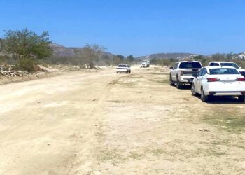 Supervisan vías alternas ante inicio de trabajos de pavimentación en Camino Viejo a San José