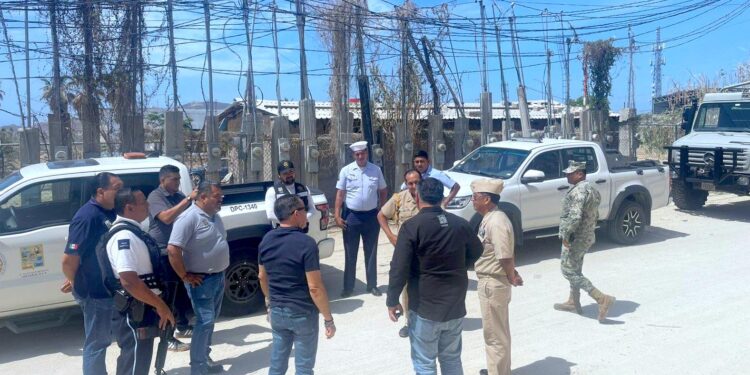 Autoridades municipales y Secretaría de Marina realizan recorrido por refugios temporales y zonas de alto riesgo en CSL