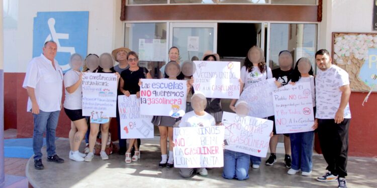 Atienden autoridades queja ciudadana por construcción de gasolinera en Cabo San Lucas