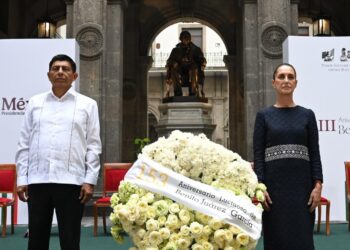 PRESIDENTA CLAUDIA SHEINBAUM ENCABEZA CONMEMORACIÓN DEL 153 ANIVERSARIO LUCTUOSO DE BENITO JUÁREZ