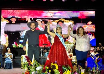 Inaugura alcalde Christian Agúndez Fiestas Tradicionales Santa Anita 2025