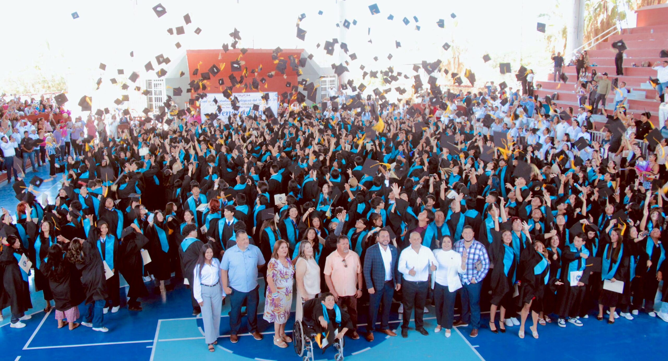 Encabeza alcalde Christian Agúndez ceremonia de clausura del Cetmar No. 31 en Cabo San Lucas