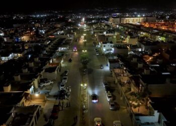 Atiende alcalde de Los Cabos Christian Agúndez solicitud de vecinos de Monte Real: ilumina el bulevar La Providencia y calle El Sauz