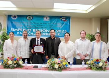 Alcalde Christian Agúndez destaca avances y proyectos en salud durante el Simposio Regional en Los Cabos