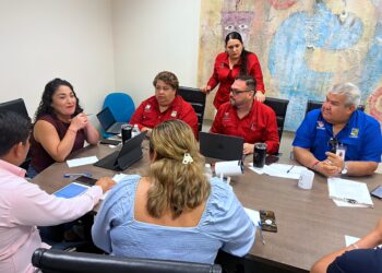 Proponen tabuladores oficiales para transporte de carga y pipas en Los Cabos