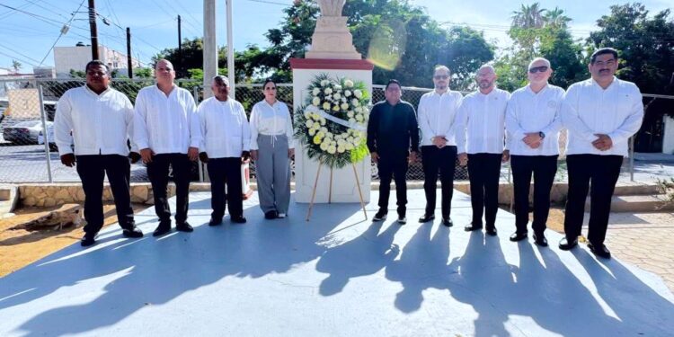 Conmemoran en Cabo San Lucas el 153 aniversario luctuoso de Benito Juárez