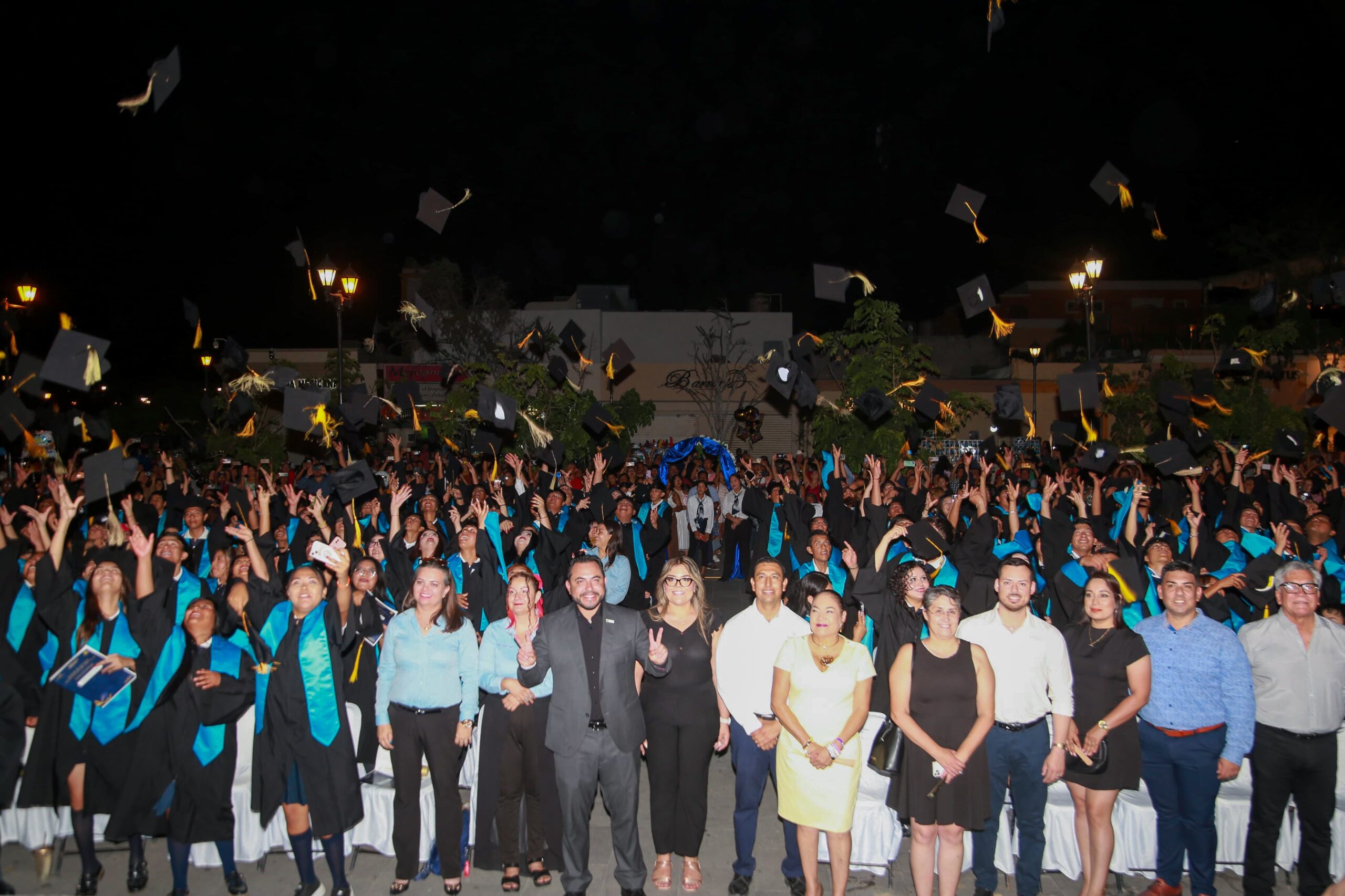 Apadrina alcalde de Los Cabos Christian Agúndez la generación 2022-2025 del Cet Mar #39