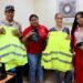 Entregan guantes y chalecos a trabajadores de Parques y Jardines en Cabo San Lucas