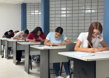 Más de 400 estudiantes de BCS realizaron examen de admisión para escuelas normales