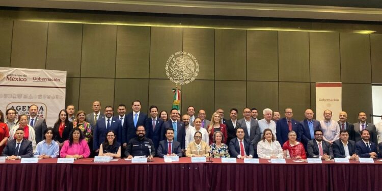 Acude Saúl González Núñez a reunión de Derechos Humanos