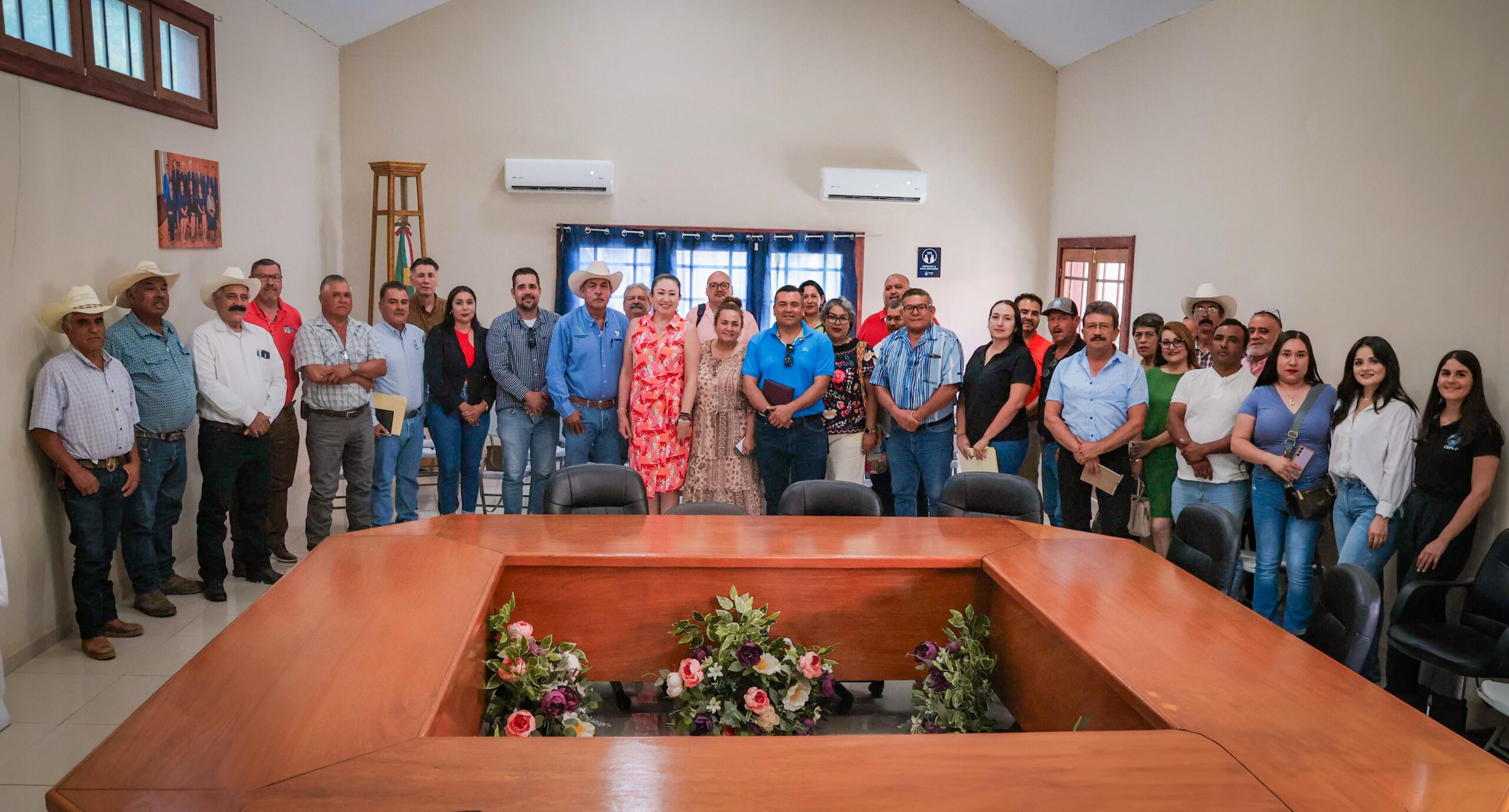 AYUNTAMIENTO DE MULEGÉ COORDINA CAMPAÑA GANADERA PARA ERRADICAR TUBERCULOSIS BOVINA EN EL MUNICIPIO