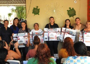 Inician cursos gratuitos de aplicación de uñas beneficiando a más de 50 mujeres