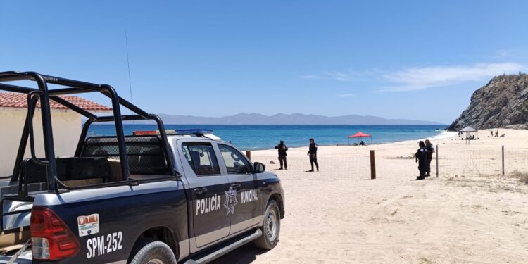 Refuerza Gobierno Municipal de La Paz vigilancia en playas por periodo vacacional