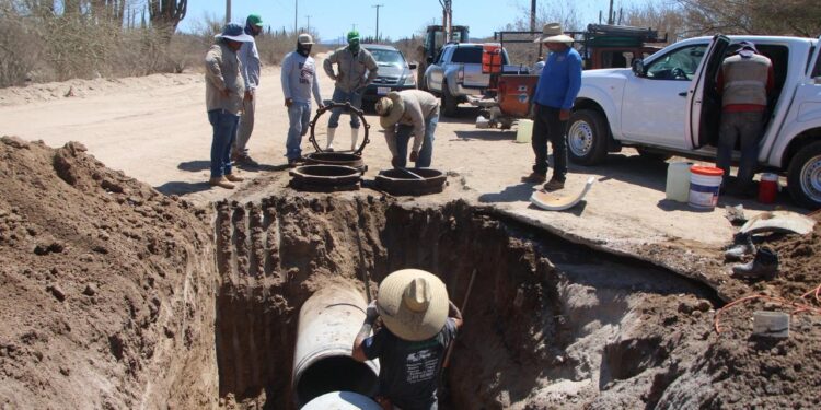 Avanza OOMSAPAS en recuperación de suministro de agua potable tras reparación de Acueducto 3