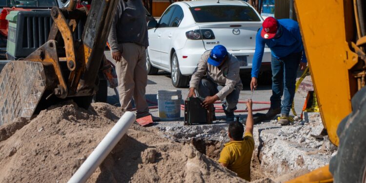OOMSAPAS La Paz continúa trabajando para mejorar el suministro de agua