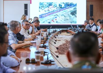 Determina la Mesa de Movilidad la implementación de más vías alternas para desfogue de tránsito en la glorieta de Fonatur