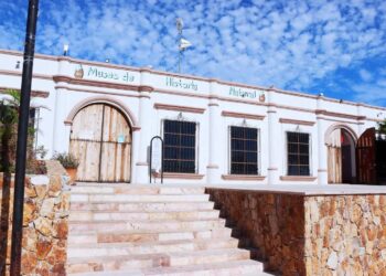 Ofrece Museo de Historia Natural clases gratuitas de inglés en Cabo San Lucas