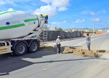 Rehabilitan descargas sanitarias en la avenida Constituyentes y de la escuela Bicentenario en Cabo San Lucas