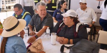 Estamos para servir al pueblo: Regidora Adriana Cosío