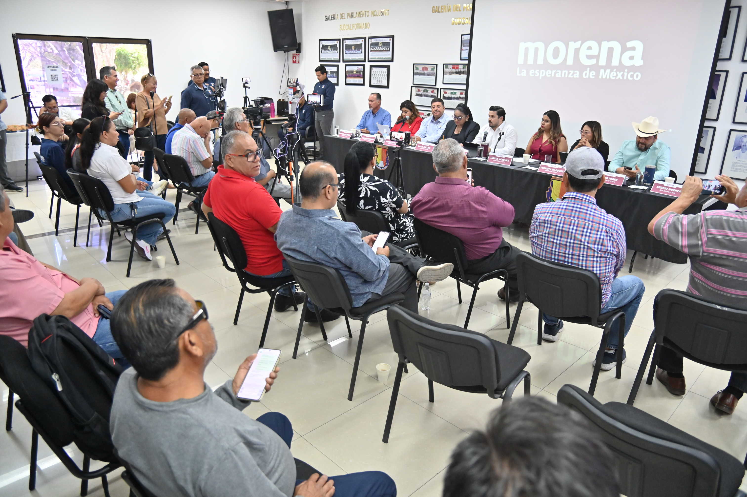 Socializa Fracción de MORENA trabajo legislativo del 2do periodo