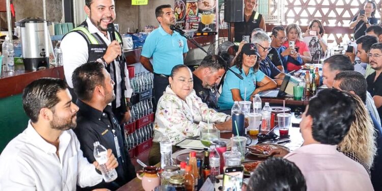 Impulsa alcalde Christian Agúndez diálogo con organizaciones civiles para fortalecer proyectos sociales en Los Cabos