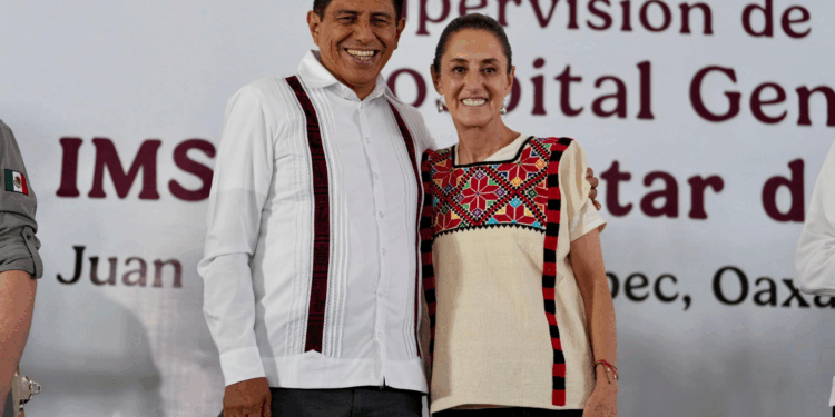 PRESIDENTA CLAUDIA SHEINBAUM SUPERVISA OBRA DEL HOSPITAL GENERAL IMSS BIENESTAR DE TUXTEPEC, OAXACA; SE INAUGURA EL 4 DE AGOSTO