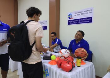 UABCS realiza Feria de Servicios para aspirantes de nuevo ingreso