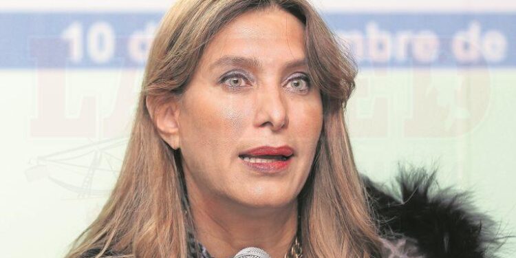 Maki Ortiz exige freno a pesca industrial que amenaza especies protegidas en BCS