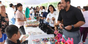  Se desarrolló con éxito el Primer Mercado Infantil: Jugar para aprender a emprender 