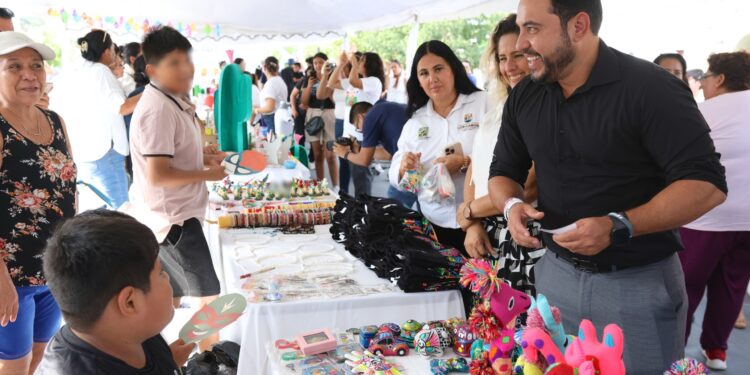  Se desarrolló con éxito el Primer Mercado Infantil: Jugar para aprender a emprender 