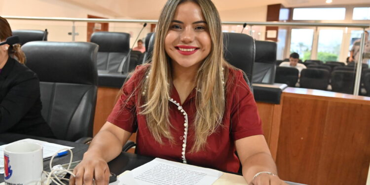 Diputada Guadalupe Vázquez exige transparencia y respeto a los derechos laborales en la CEDHBCS