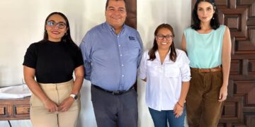 Fructífero recorrido por el distrito XIV: Diputada Teresita Valentín Vázquez