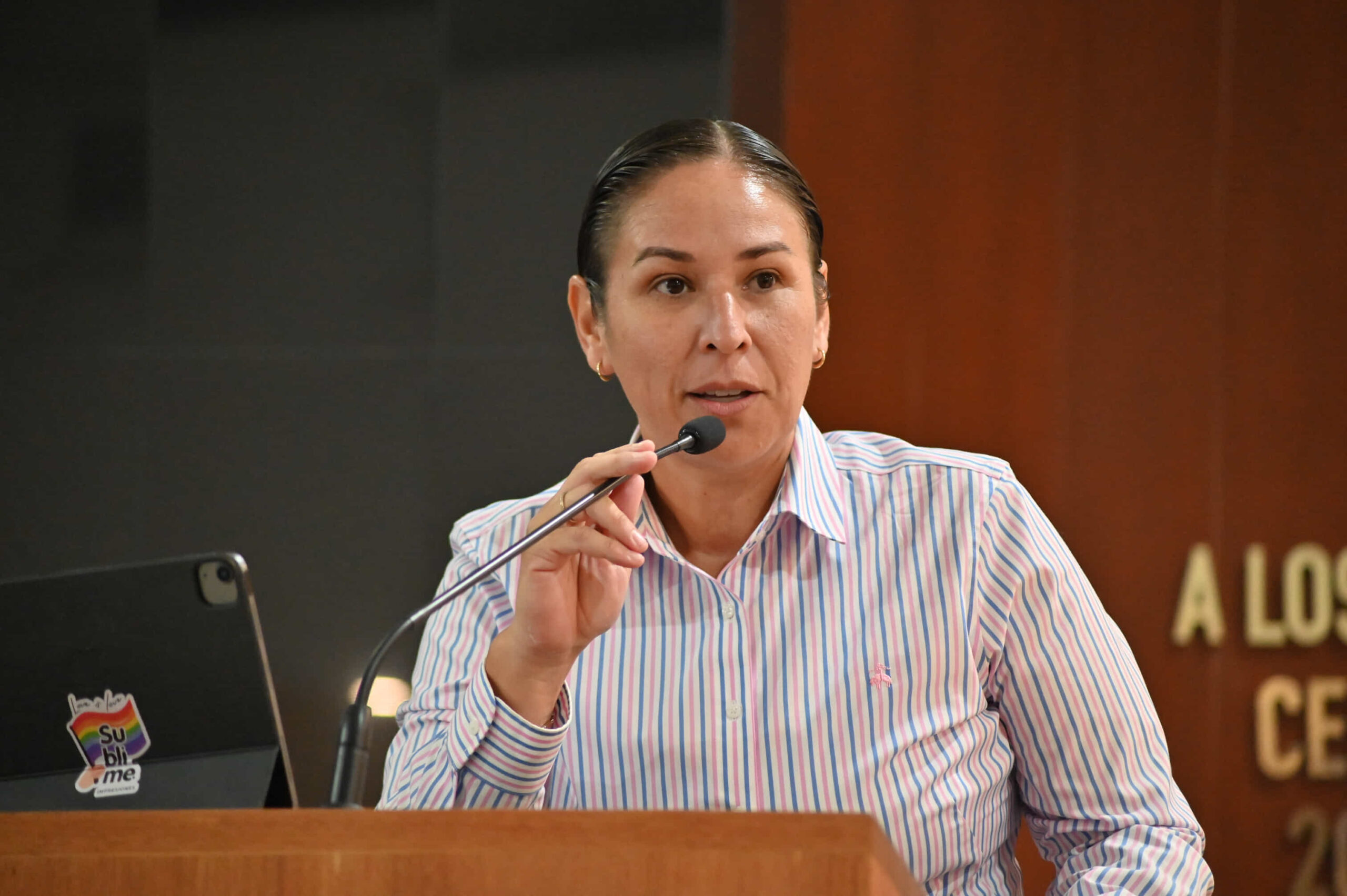 Propone Diputada Alondra Torres se dictamine en sentido negativo la reforma al art 4° presentada por la senadora Lili Tellez