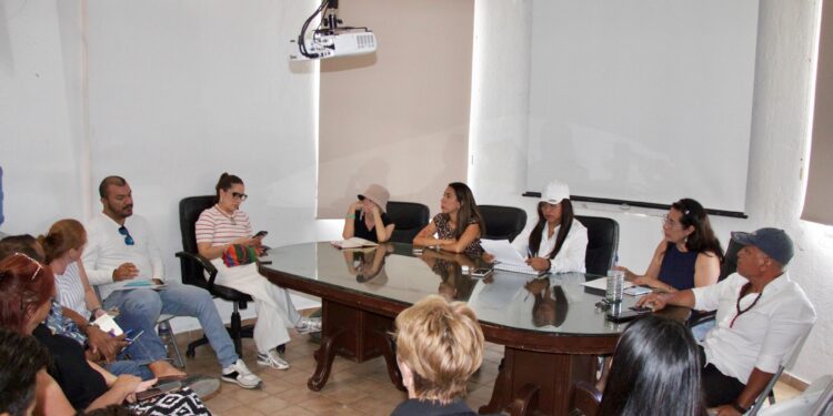 Avanza en Cabo San Lucas organización del Festival y Desfile de Día de Muertos