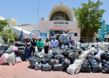 Entrega Delegación de Cabo San Lucas más de mil 400 kilos de plástico reciclado