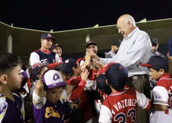 Inaugura Víctor Castro el Campeonato Nacional de Béisbol categoría Pre-iniciación