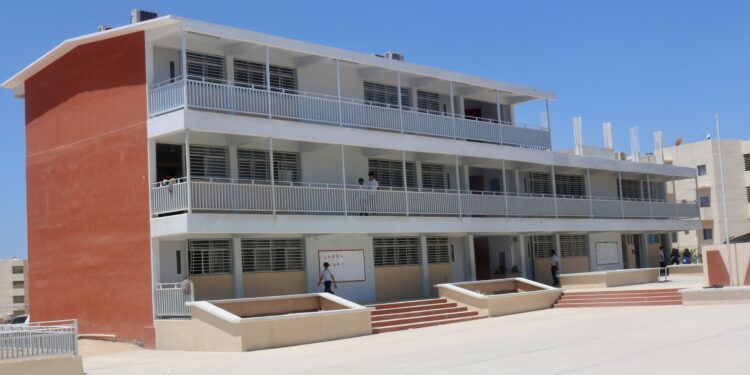 Invierte Gobierno del Estado más de 870 MDP en infraestructura educativa en BCS 