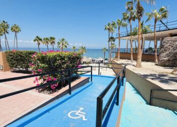 Promueve el Gobierno de BCS el turismo inclusivo para personas con discapacidad