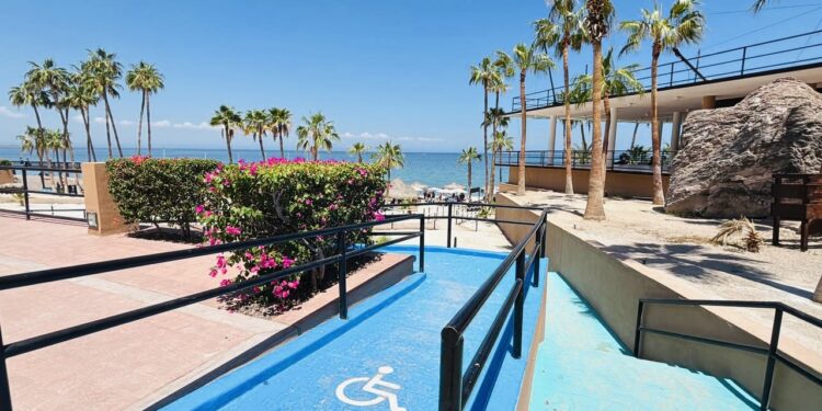Promueve el Gobierno de BCS el turismo inclusivo para personas con discapacidad