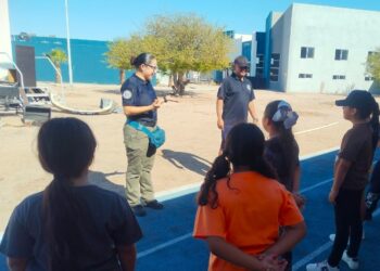 Participan infantes de la Policía Estatal Infantil en taller preventivo